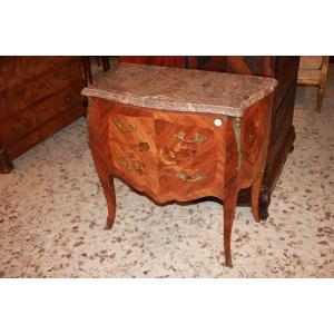 Comoncino francese Stile Luigi XV a 2 cassetti riccamente Intarsiato