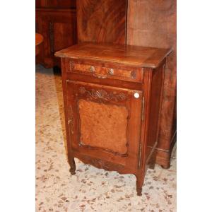 Piccola Credenza Provenzale in legno di noce e olmo ad 1 anta