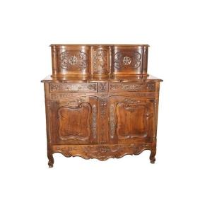 Credenza doppio corpo francese di fine 1800, stile Provenzale, in legno di noce. Presenta corpo