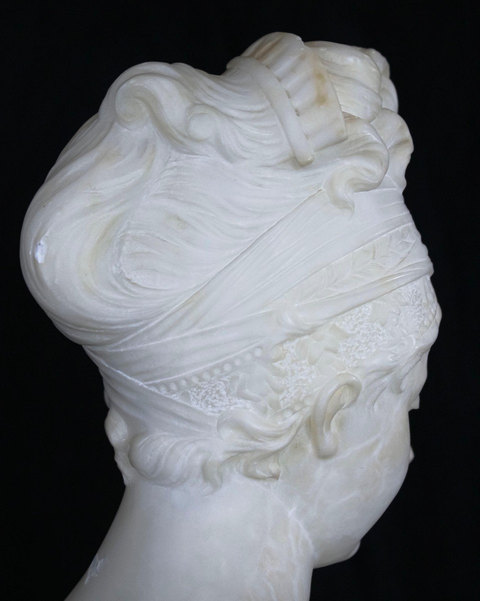 Busto raffigurante Madame Récamier Marmo -photo-2