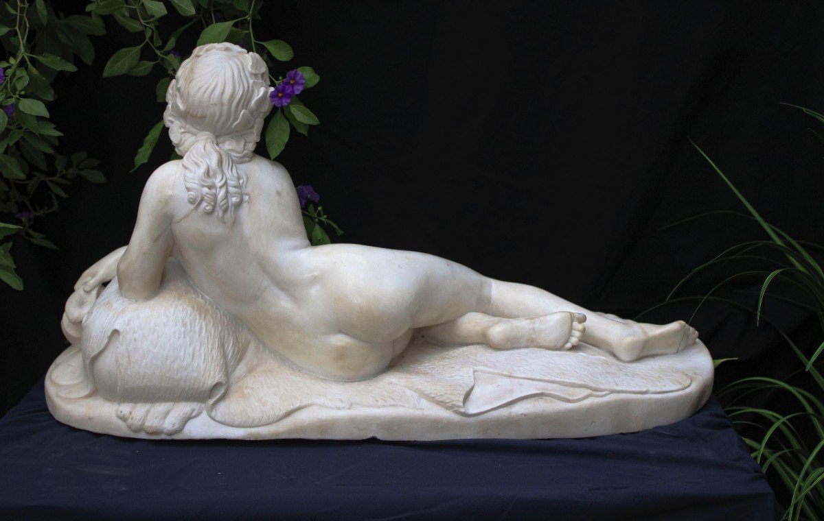 Grande Statua raffigurante una Baccante nuda neoclassica Marmo Carrara -photo-1