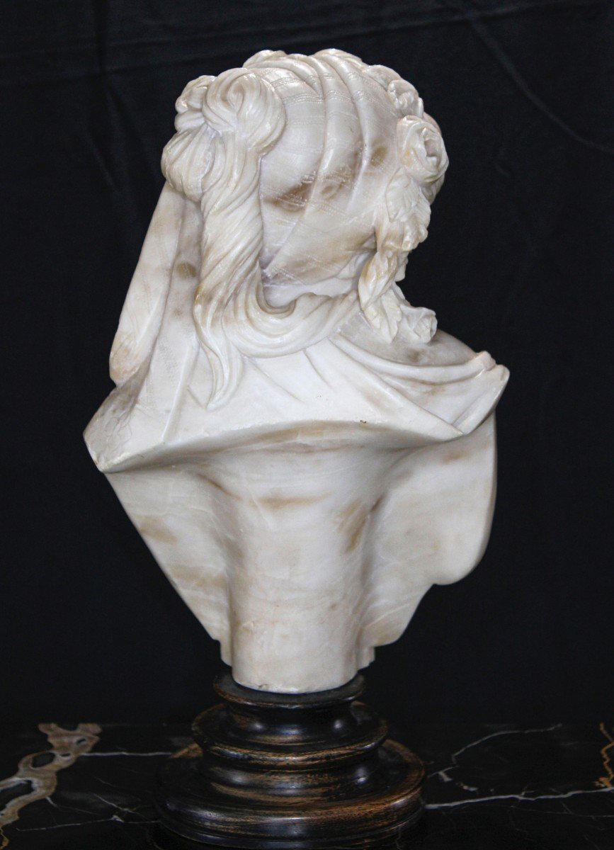 Busto raffigurante fanciulla con Rose -photo-2