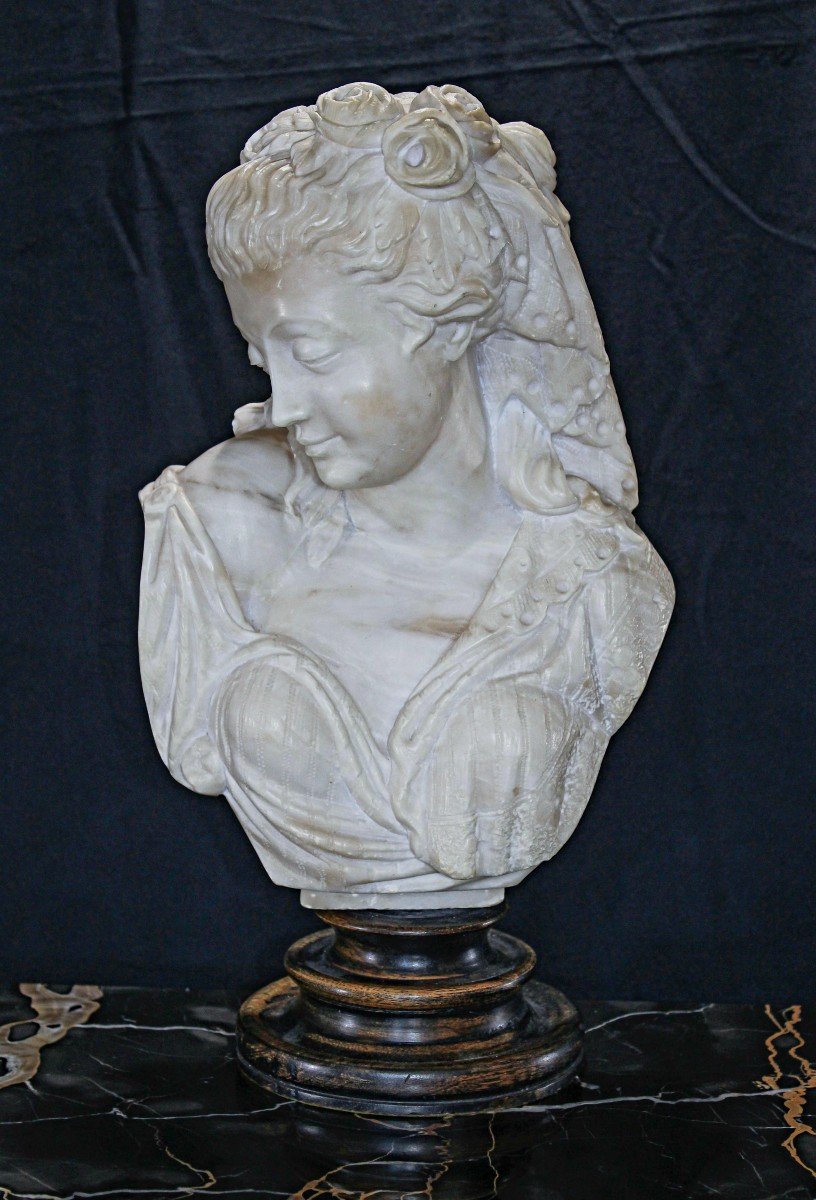 Busto raffigurante fanciulla con Rose 