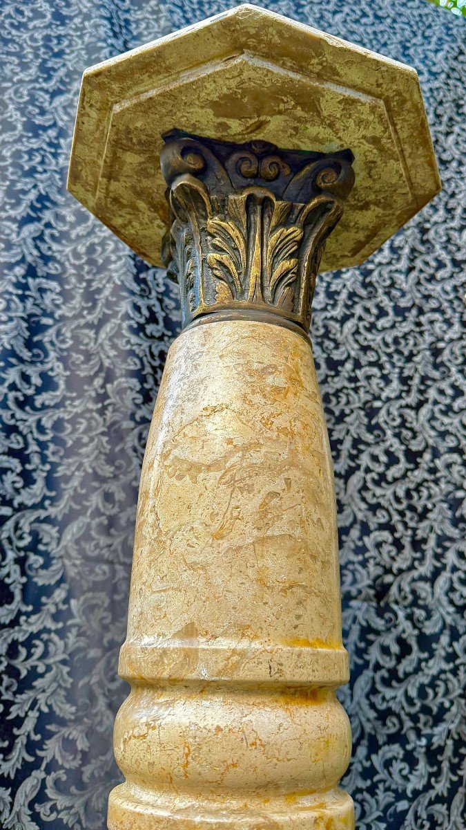 Coppia di Grandi Capitelli/Colonne in Marmo Travertino e Bronzo -photo-4