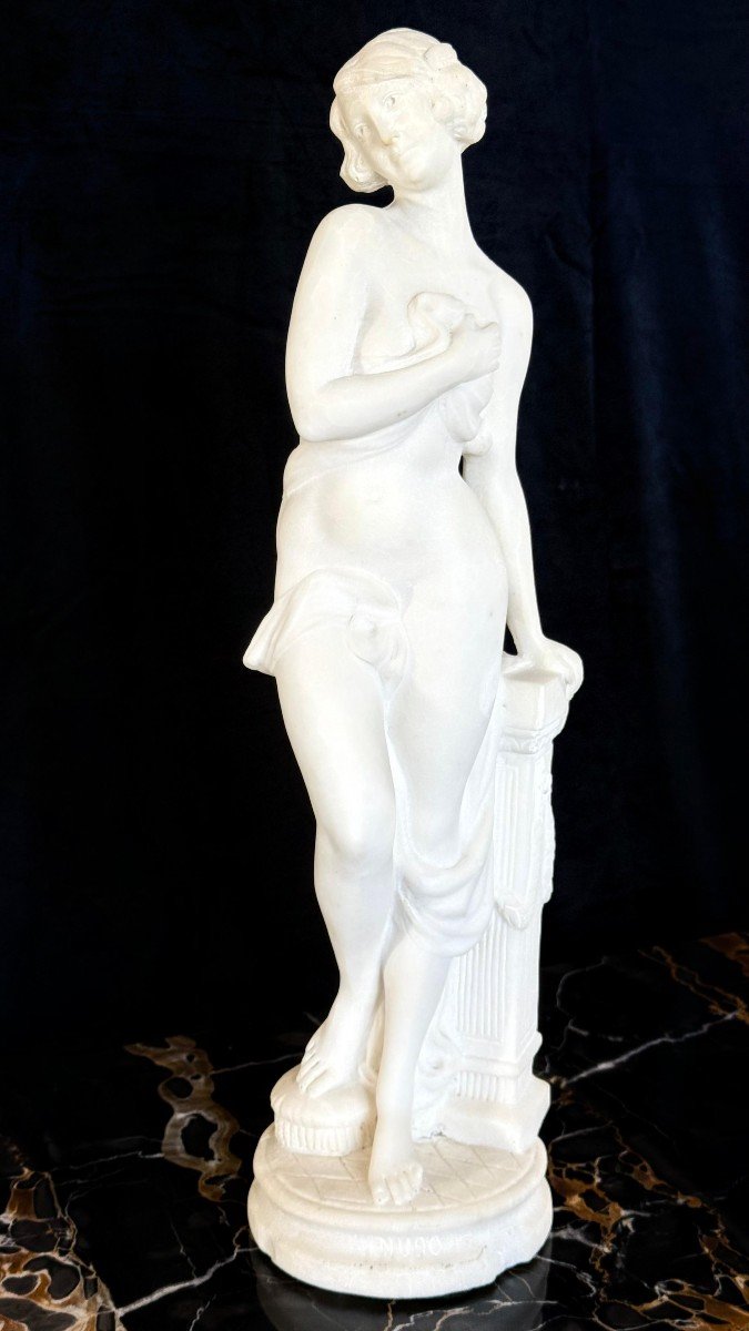 Statua raffigurante una fanciulla Nuda in Marmo Bianco di Carrara-photo-5