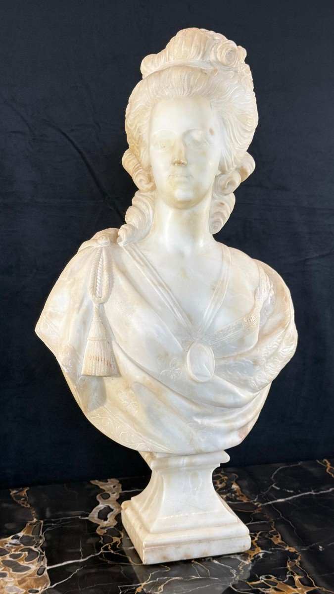 Busto raffigurante Maria Antonietta Marmo -photo-7