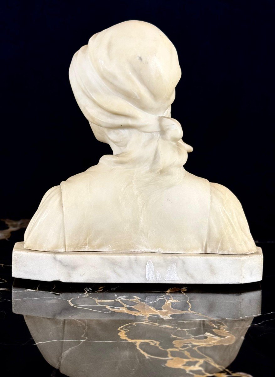 Busto raffigurante fanciulla che sorride -photo-3