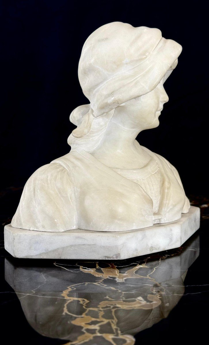 Busto raffigurante fanciulla che sorride -photo-3