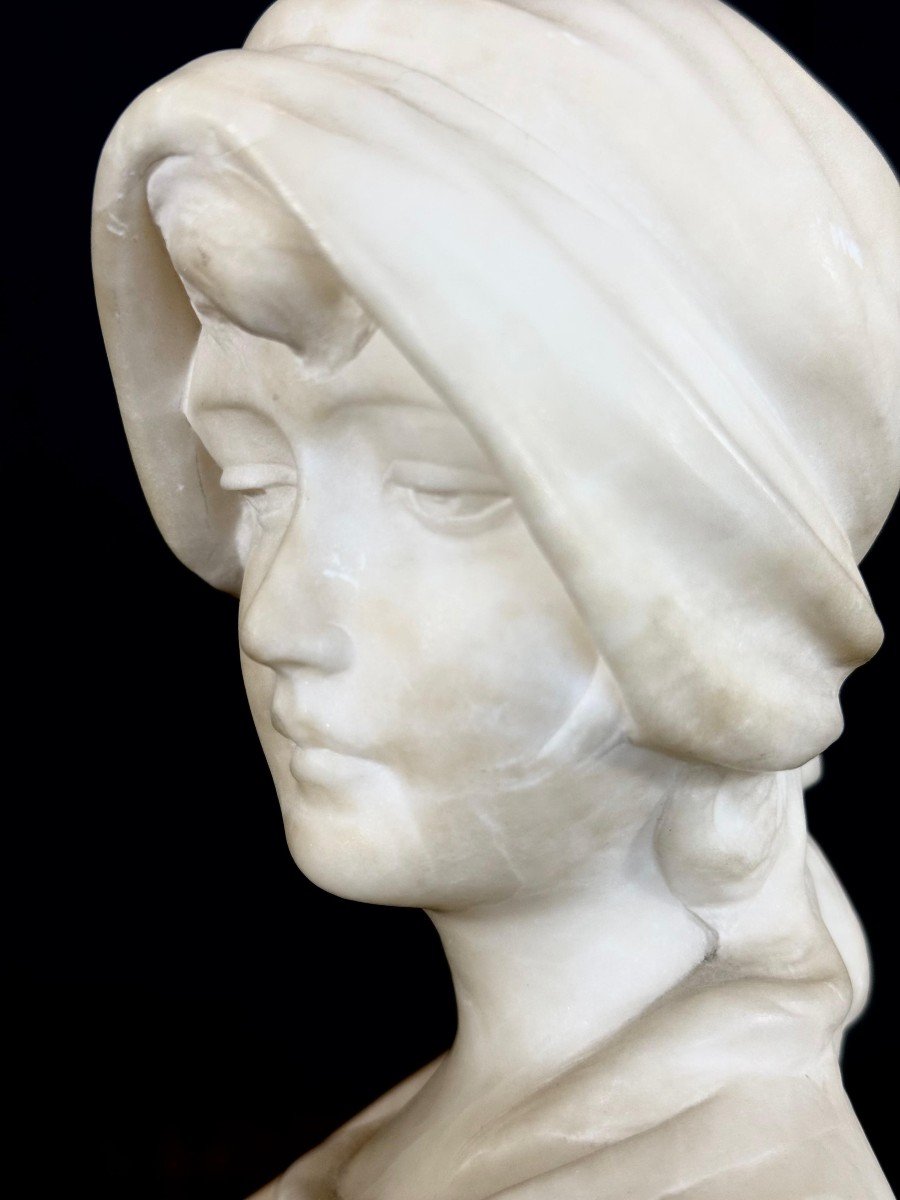 Busto raffigurante fanciulla che sorride -photo-6