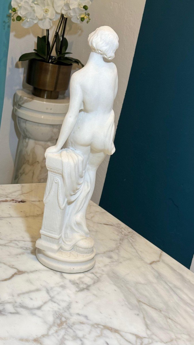 Statua raffigurante una fanciulla Nuda in Marmo Bianco di Carrara-photo-5