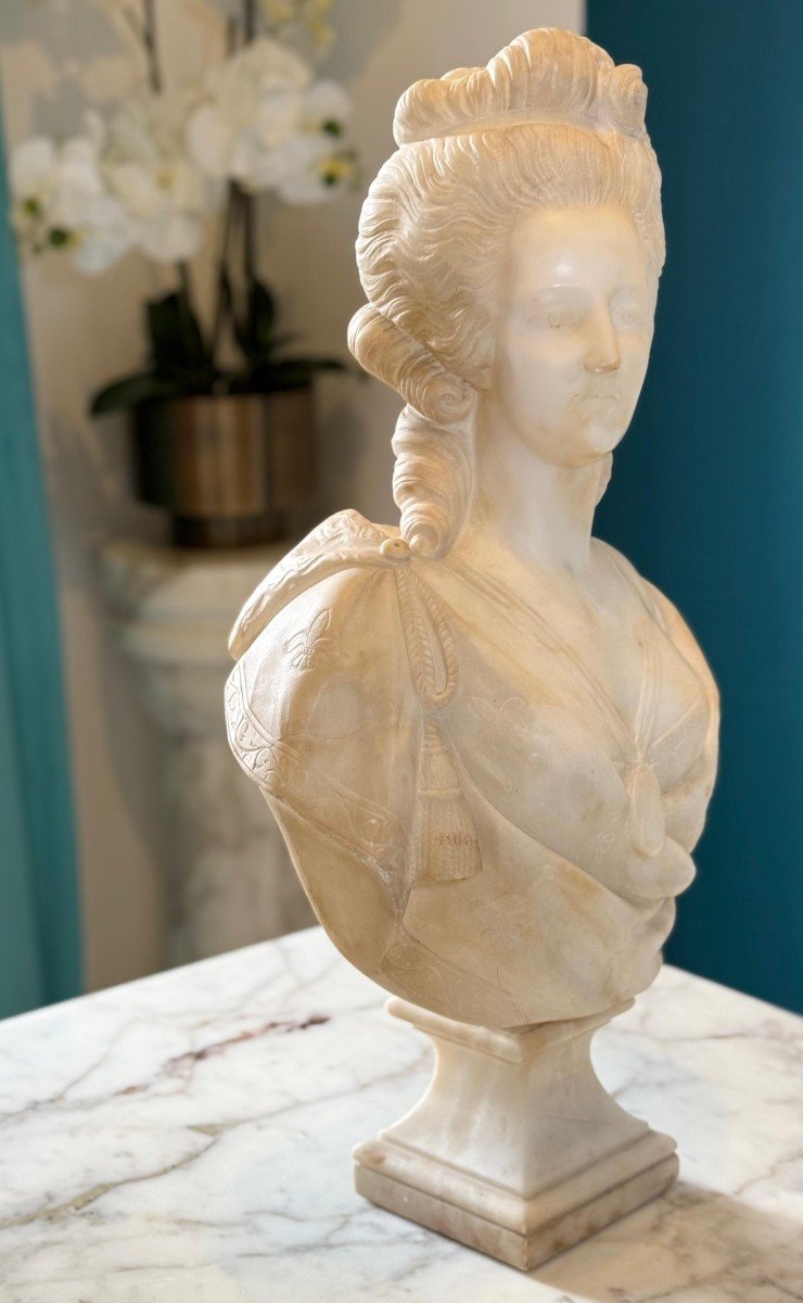 Busto Maria Antonietta Marmo Carrara -photo-2