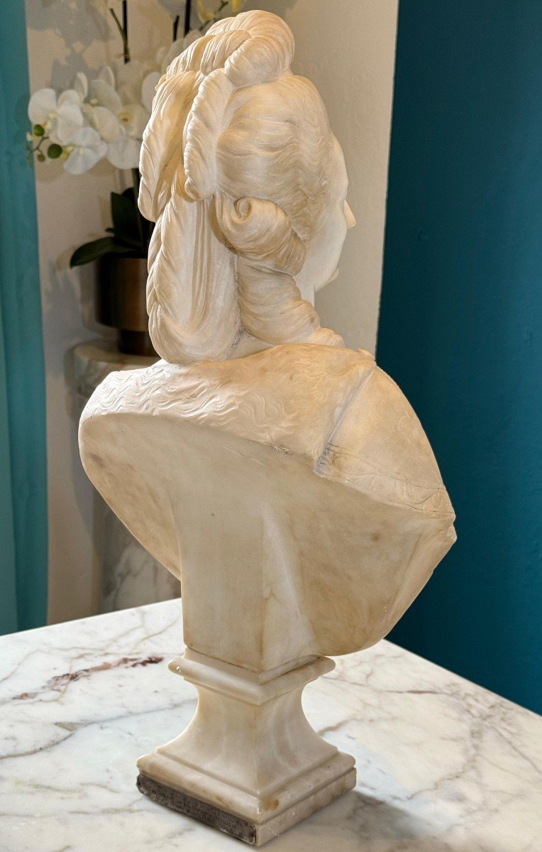 Busto Maria Antonietta Marmo Carrara -photo-2