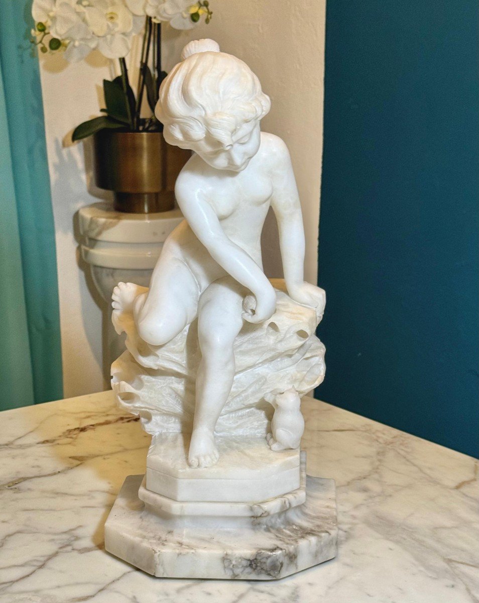 Statua raffigurante un bambino che gioca con un gattino Marmo-photo-8