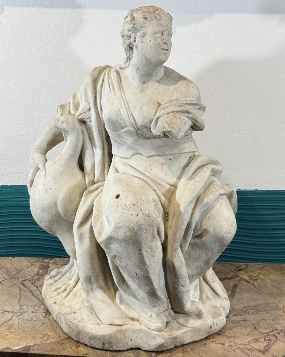 Statua raffigurante Giunone in Marmo Bianco Statuario Antico di CARRARA XVI° 