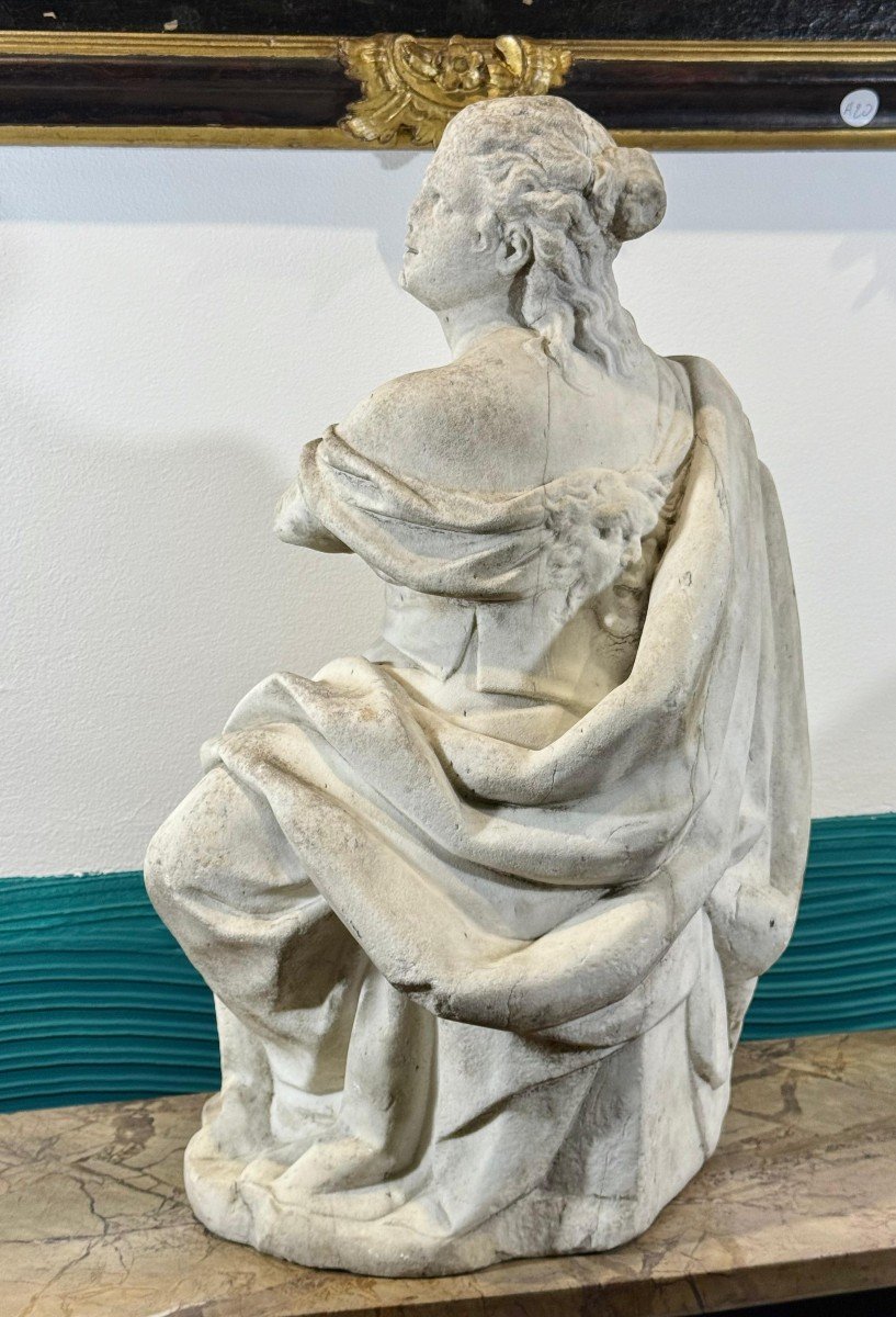 Statua Antica raffigurante Giunone drappeggiata da un Pavone Carrara Marmo XVI° -photo-2