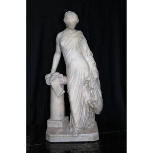 Statua raffigurante una poetessa greca Marmo 