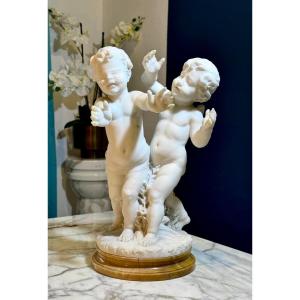 Scultura giovani putti che giocano Marmo Bianco statuario di CARRARA 