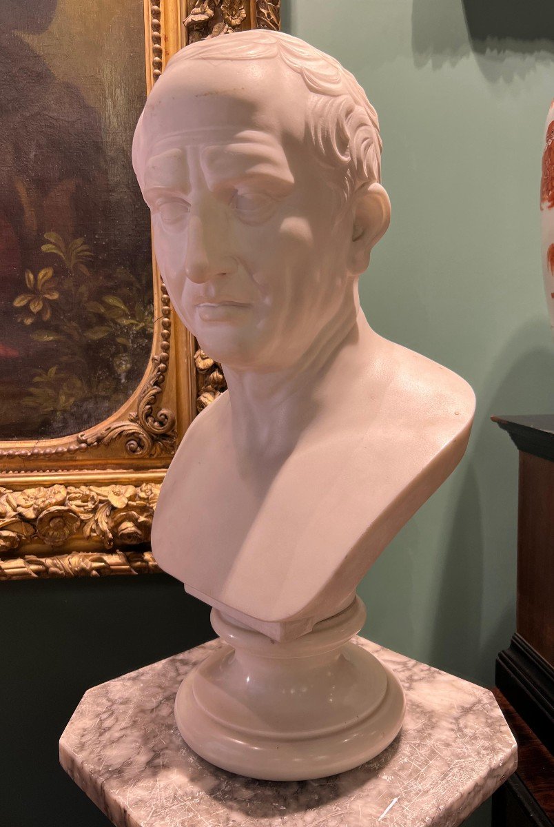 Busto neoclassico in marmo di Carrara raffigurante Catone