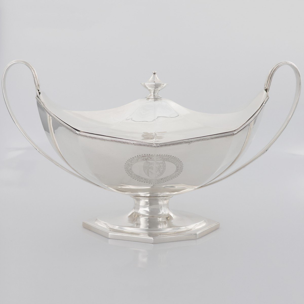 Zuppiera e coperchio in argento sterling Giorgio IV, Henry Chawner, Londra, 1828