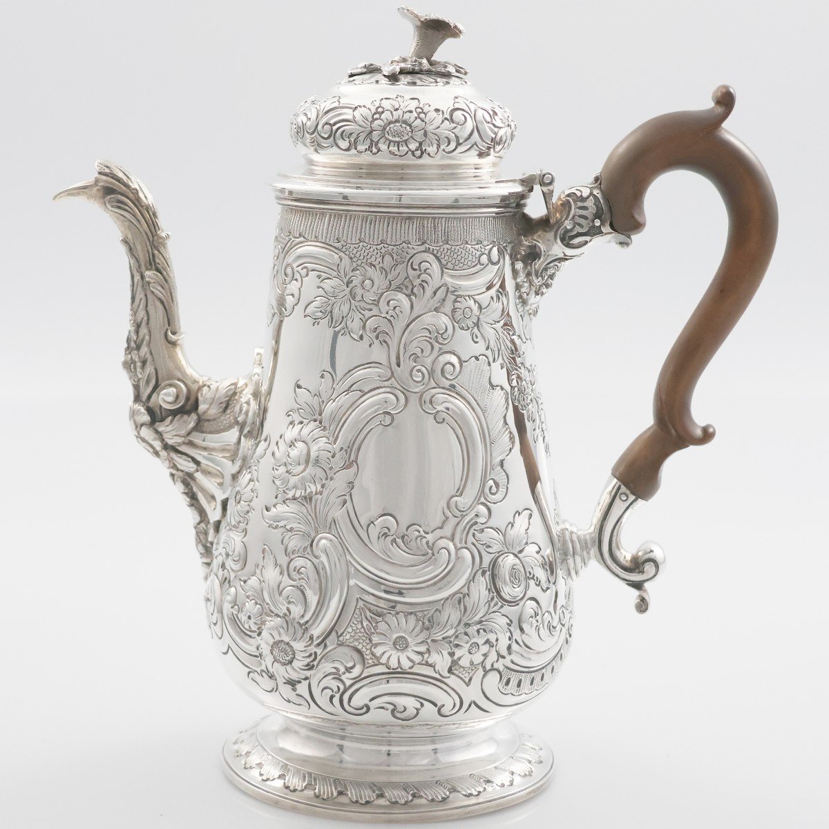 Cioccolatiera in argento sterling Giorgio IV, George Cowie, Londra, 1826