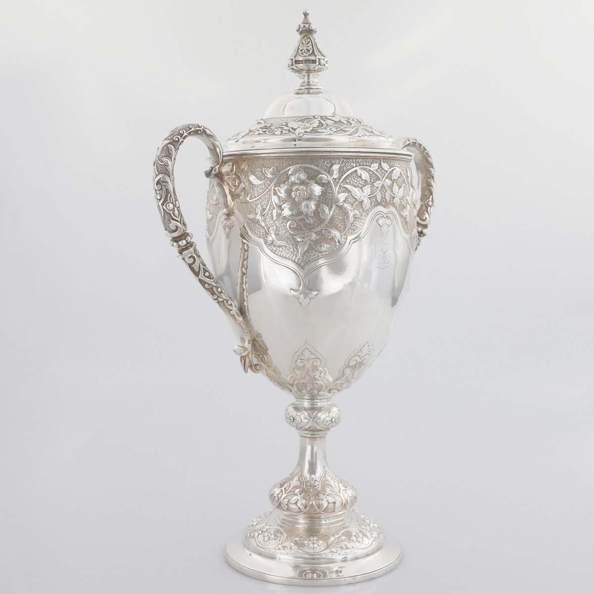 Coppa trofeo in argento sterling Regina Vittoria, Richards & Brown, Londra, 1875-photo-2