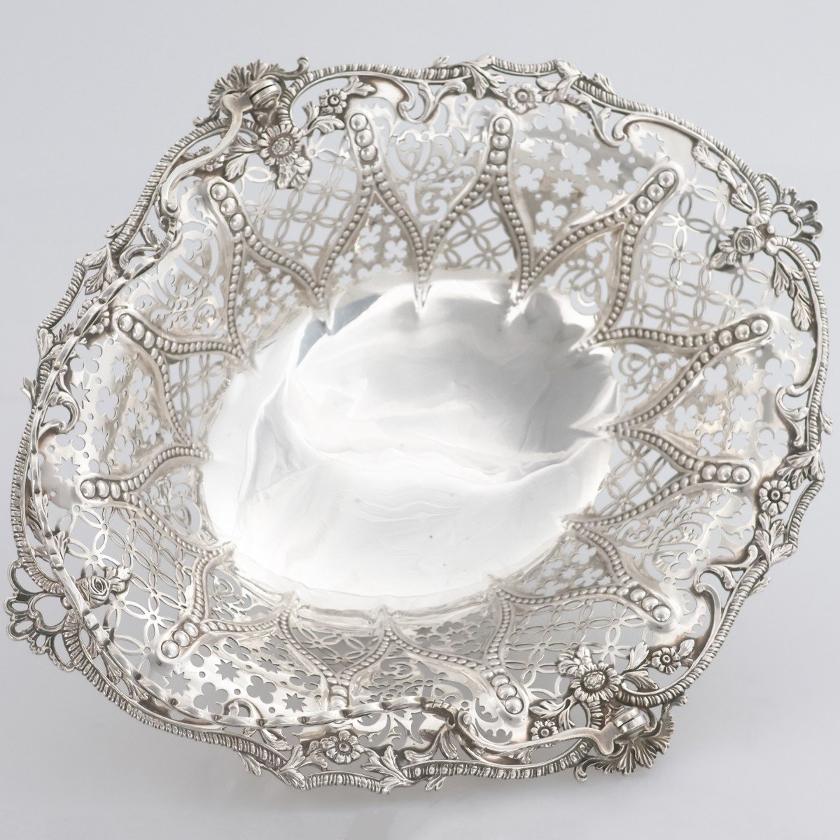 Cesto in argento sterling Regina Vittoria, James Aldridge, Londra, 1853-photo-1