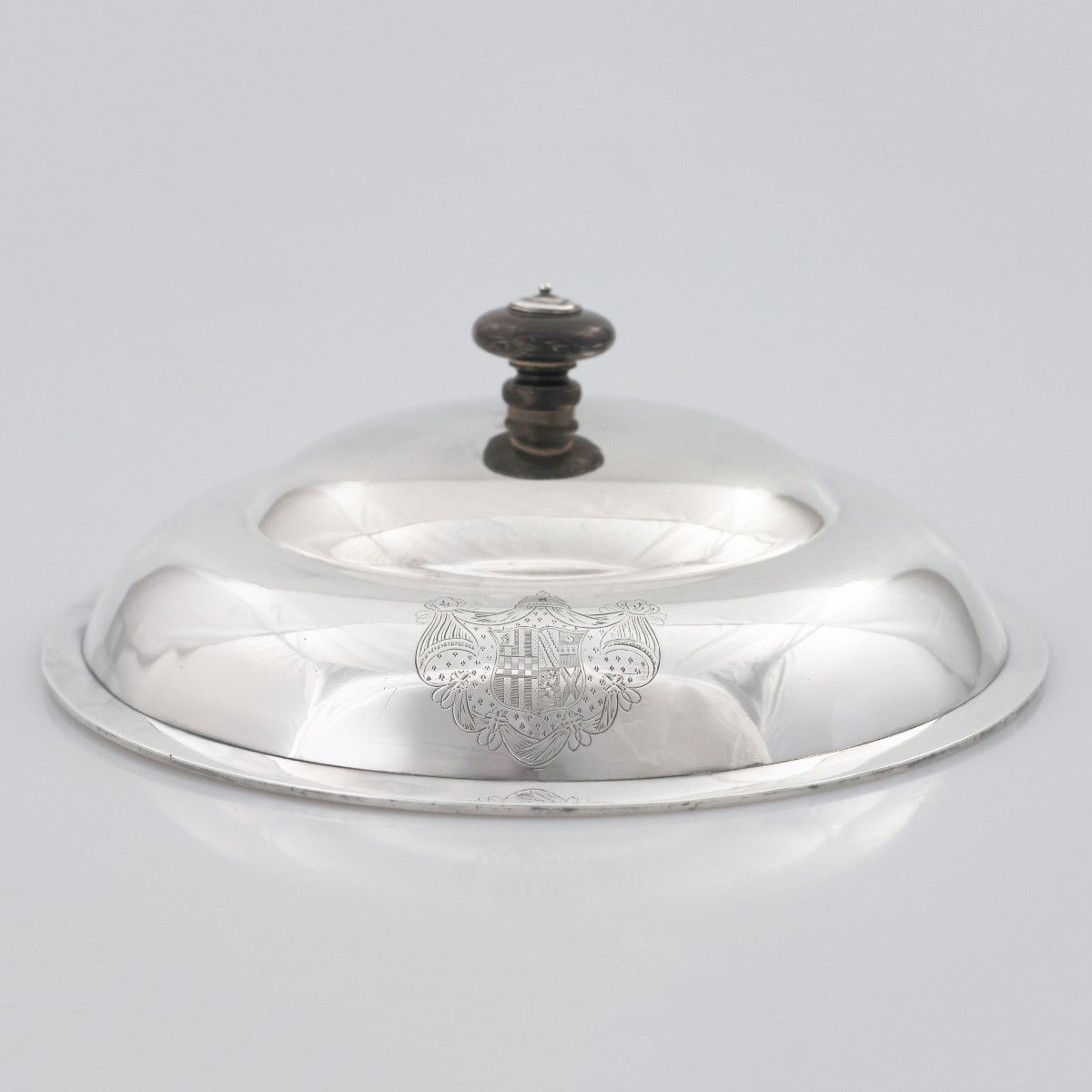 Legumiera in argento sterling Giorgio III, coperchio e manico, Paul Storr, Londra, 1799-photo-3