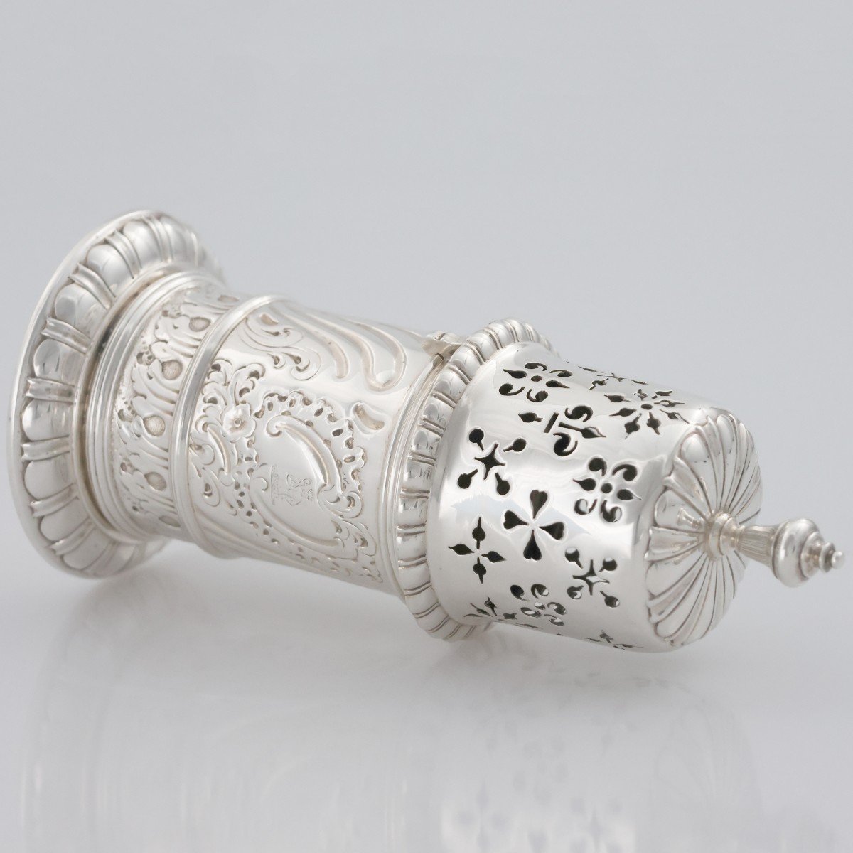 Pepiera in argento sterling Regina Vittoria, Thomas Bradbury & Sons, Londra, 1892-photo-2