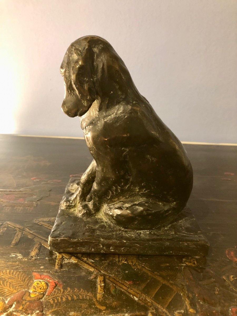 Scultura in bronzo di cane seduto. collezione Patrick Louis Vuitton-photo-3