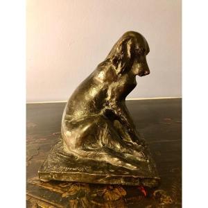 Scultura in bronzo di cane seduto. collezione Patrick Louis Vuitton