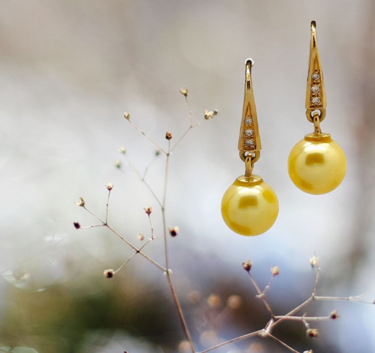 Orecchini in Oro Giallo con perle Akoya *Gold* da 9 mm-photo-2