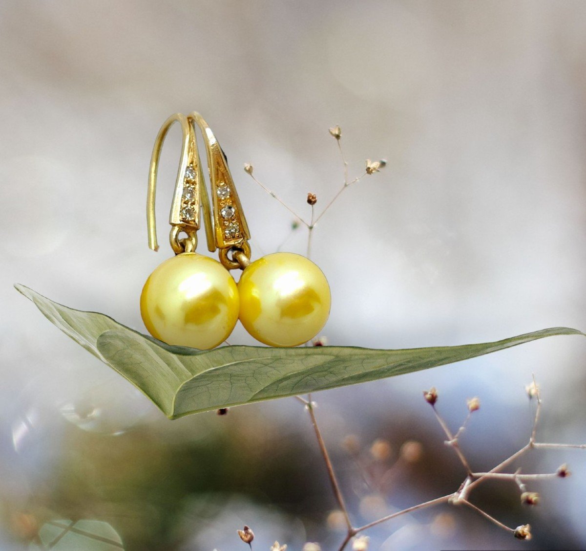 Orecchini in Oro Giallo con perle Akoya *Gold* da 9 mm-photo-3