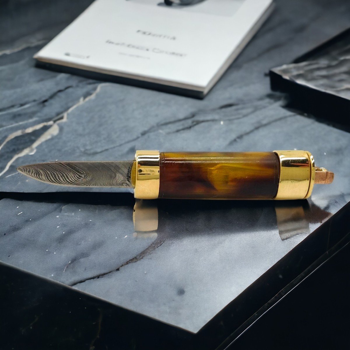 Coltello *Barrel* realizzato con finimenti in oro 18kt-photo-2