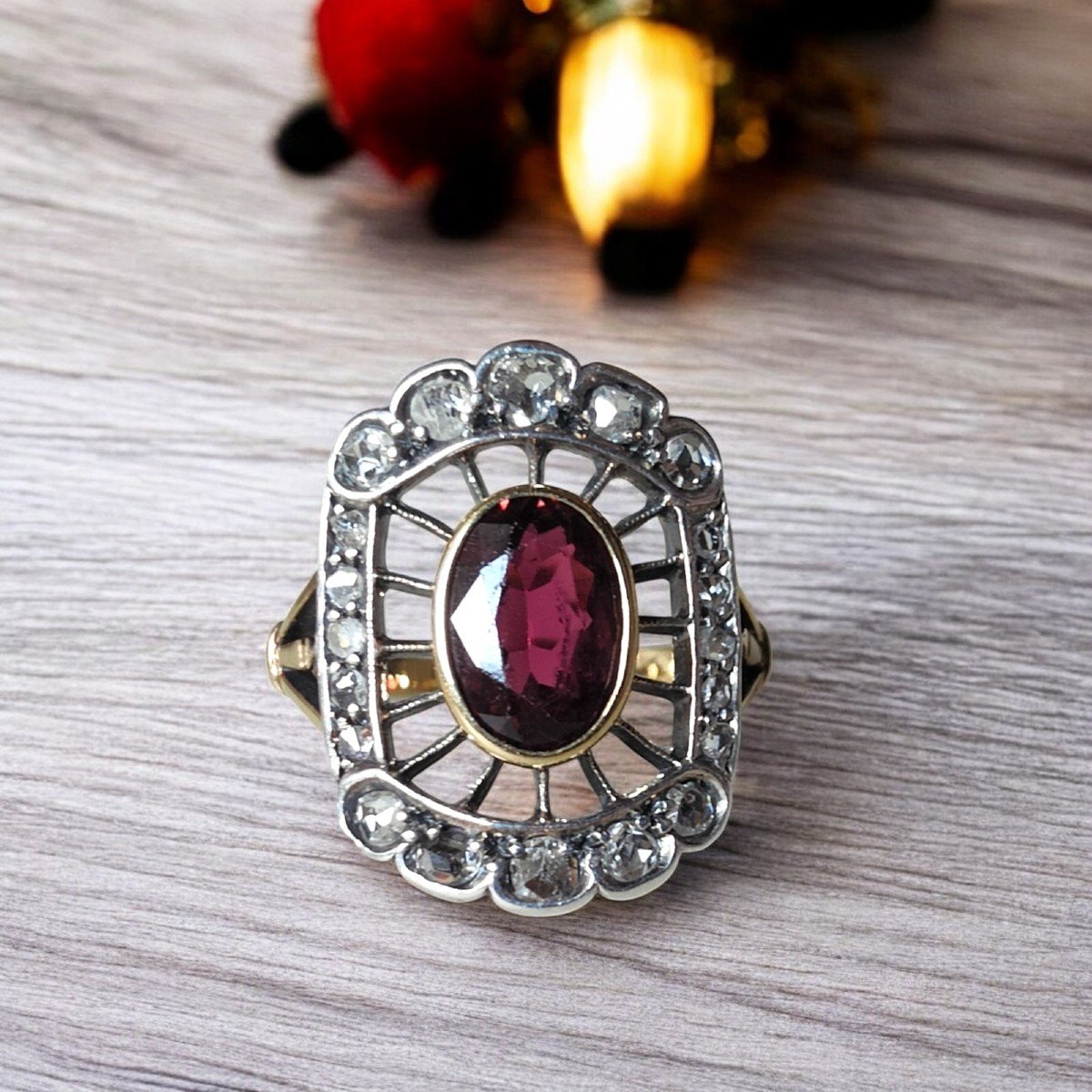 Anello Antico con Tormalina Rosa e Diamanti taglio rosetta, c.1940