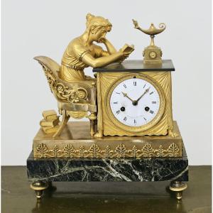Orologio "LA LISEUSE" in bronzo dorato  - Claude Galle (1759-1815)