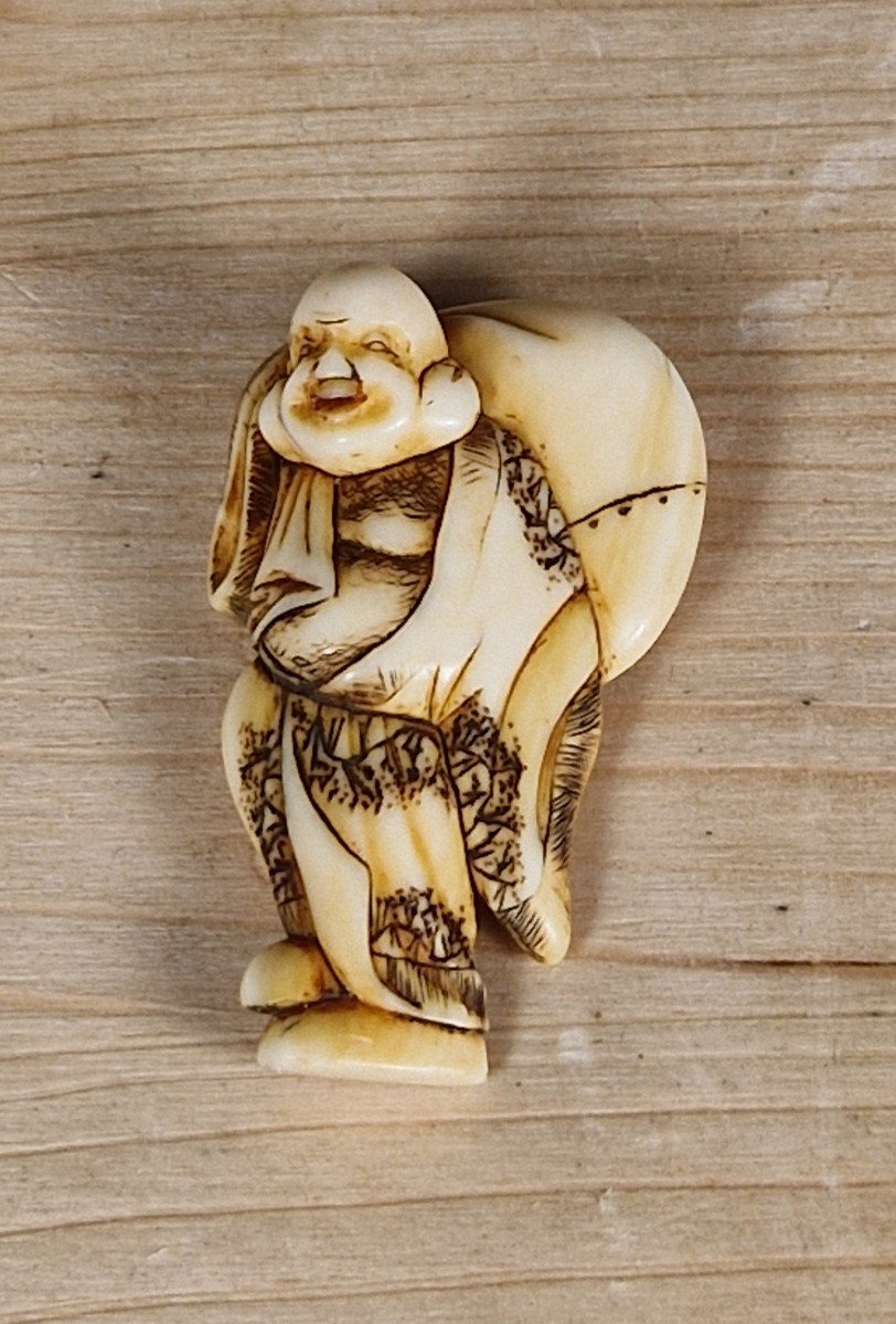 netsuke hotei con sacco