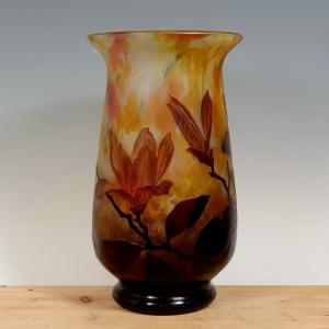 Daum vase 