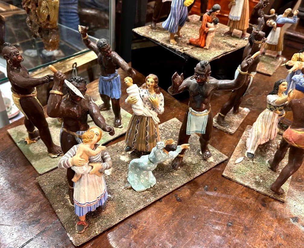 Antico diorama composto da statue in terracotta  raff. strage degli innocenti, Napoli XIX sec.-photo-1