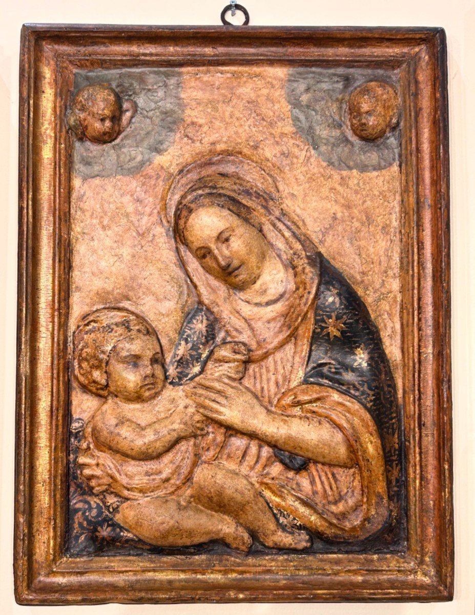 Madonna con bambino in cartapesta. Umbria, XVI secolo.  Da studiare