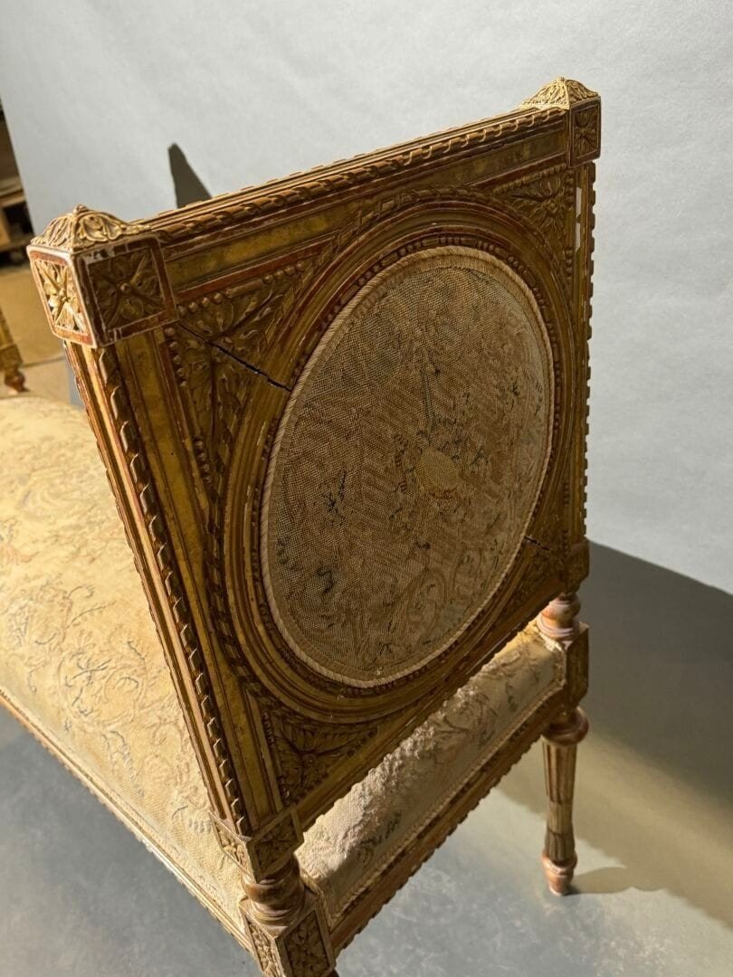 Grande panca in legno dorato e intagliato decorata da medaglioni, stile Luigi XVI-photo-4