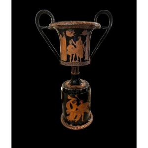 Vaso classico di Giustiani con scene del sacrificio di Ifigenia, in arancione-rosso su nero