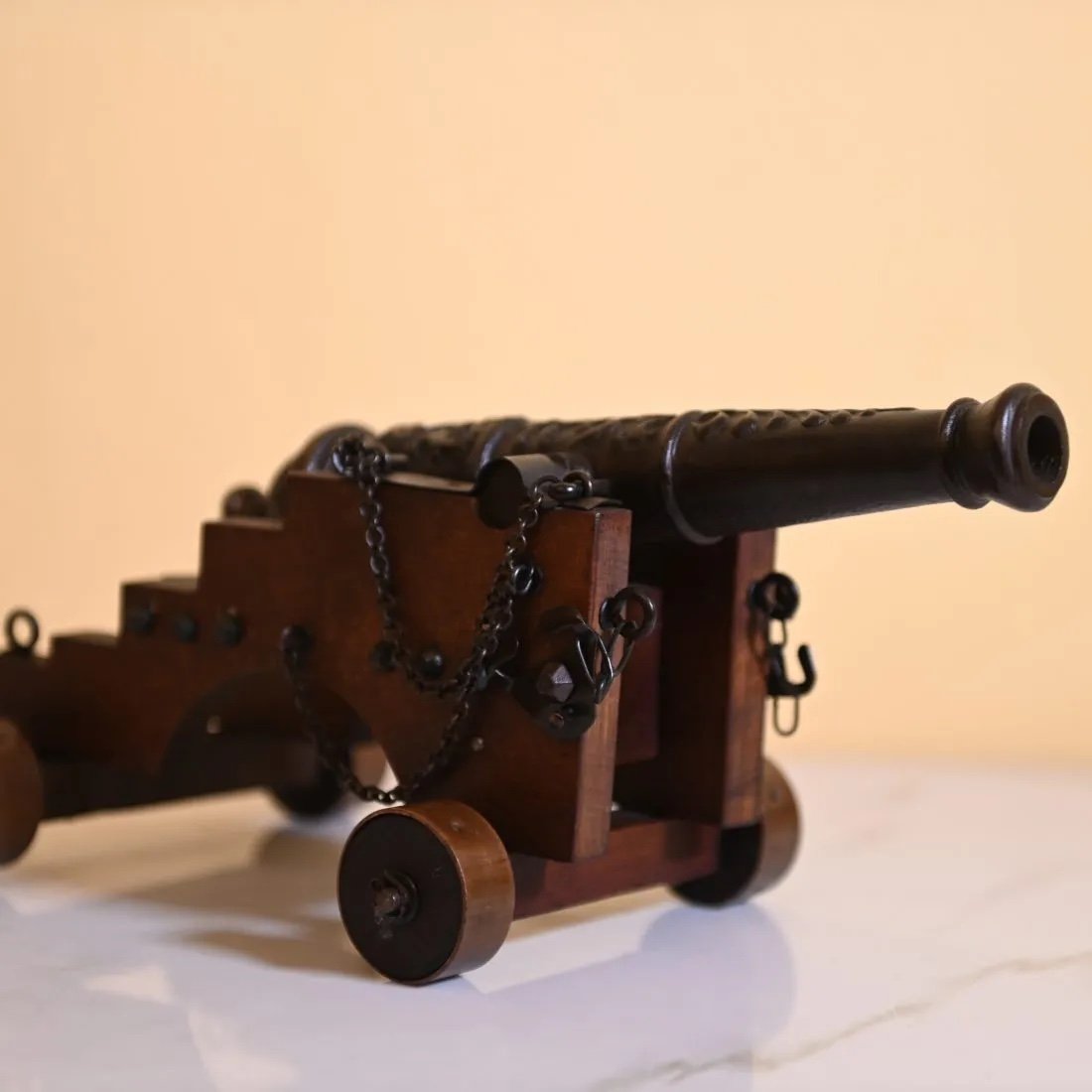 Collezione di 8 cannoni in miniatura di varie epoche -photo-2