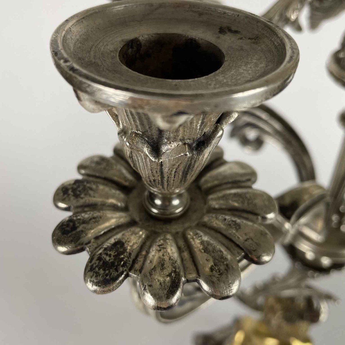 Coppia Di Candelabri In Bronzo Argentato Con Putti Dorati A Otto Bracci 1850 circa-photo-1