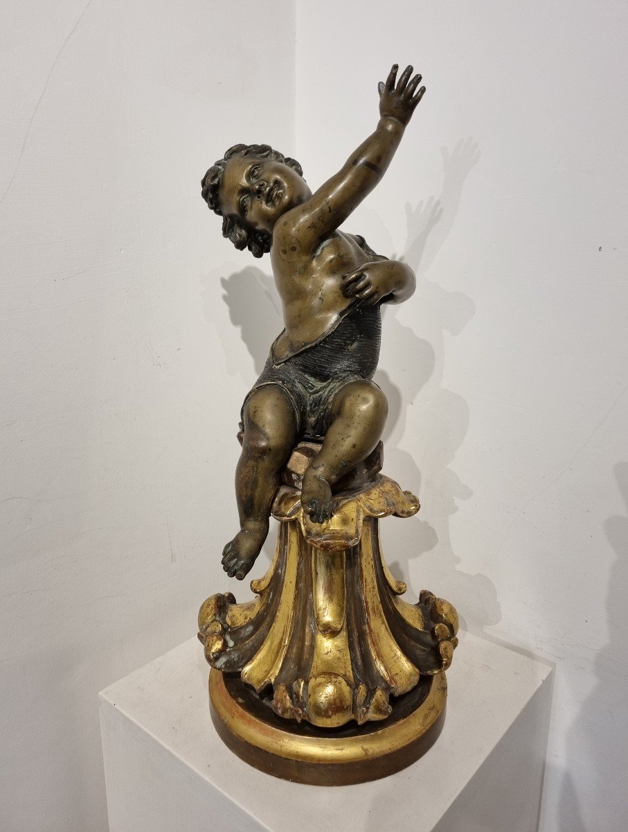 Putto in bronzo