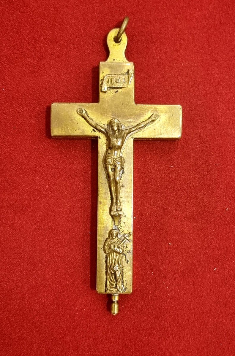 Croce Reliquiario con immagine di Cristo