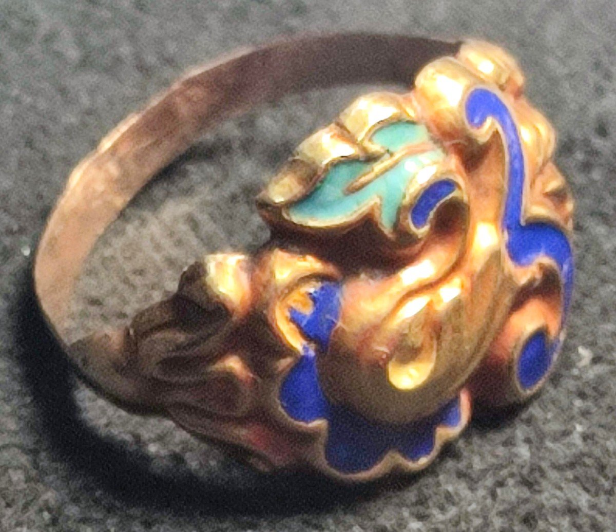 Anello borbonico  Carlo X , punzoni siciliani 1820-25. Smalto policromo a  fiori e foglie