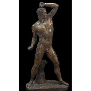 bellissima statua in bronzo dorato antico da una scultura di Antonio Canova