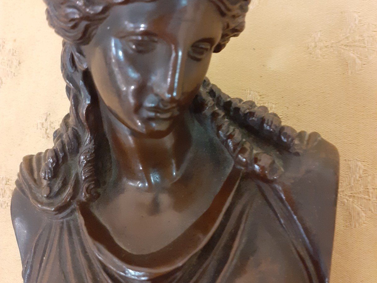 Busto in bronzo di figura femminile classica, Fonderia Barbedienne, XIX secolo-photo-2