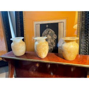 3 vasi in alabastro