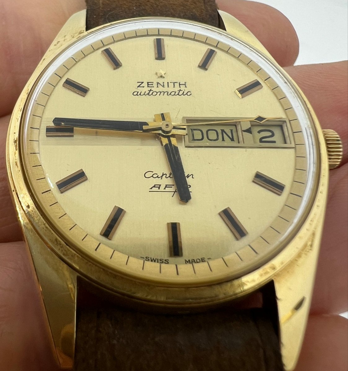 Zenith Captain oro giallo-photo-5